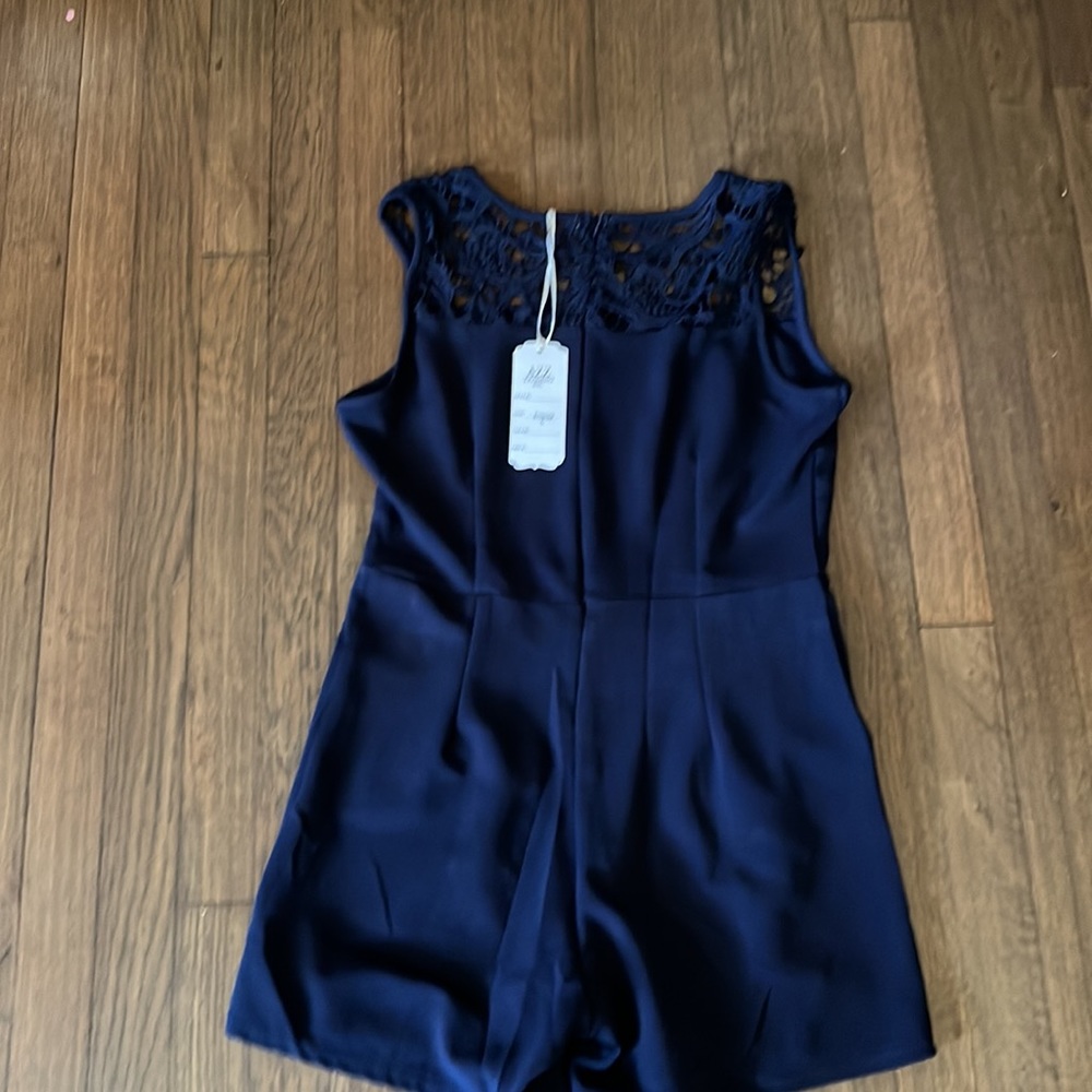 Romper Size Large - Picture 6 of 7